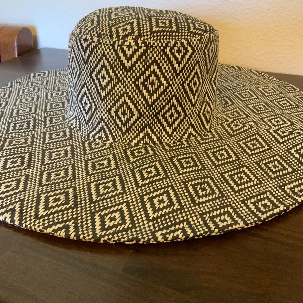 NEW! Boho Wide Brimmed Sun Hat Woven Paper - Picture 8 of 10